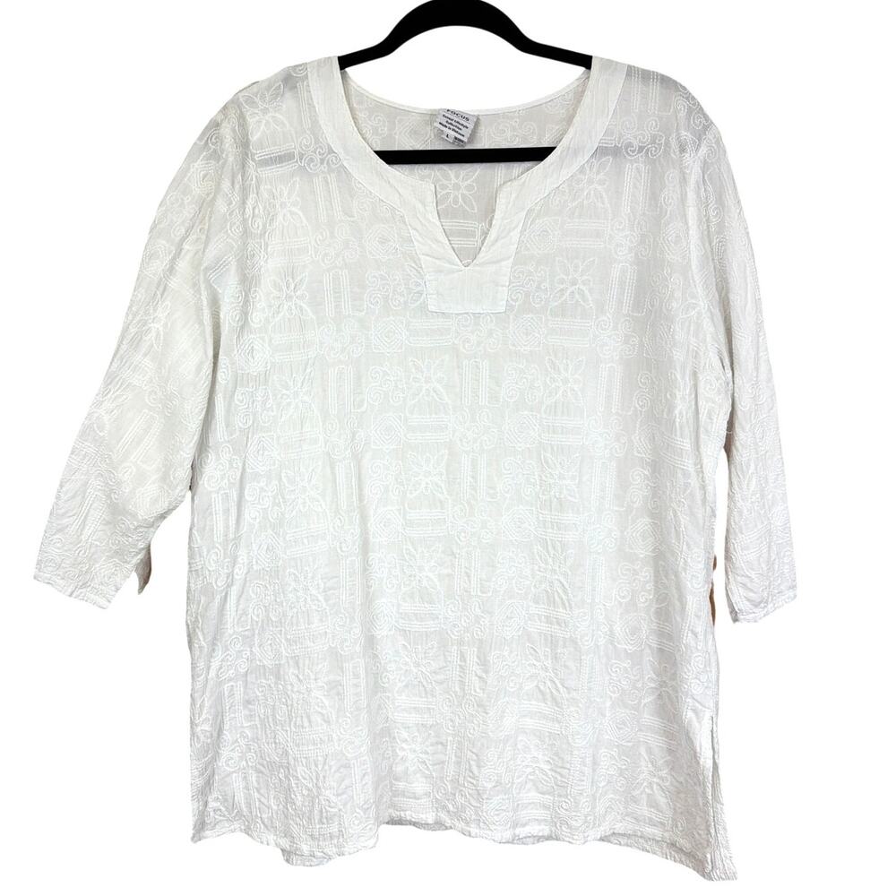 Focus Large White Notch V-Neck Tonal Embroidery 3/4 Sleeve Top Side Slits